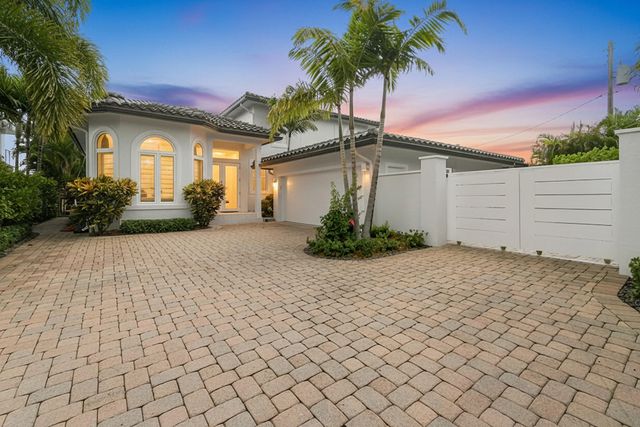 5 of 74 - 3 Lakeside Palms Court, Lake Worth Beach, FL