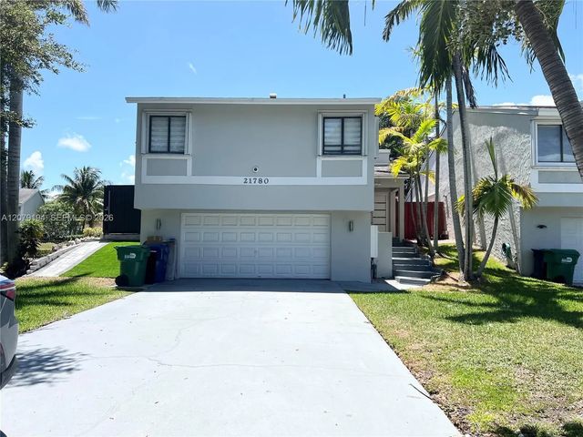 2 of 38 - 21780 Sw 99th Place, Cutler Bay, FL