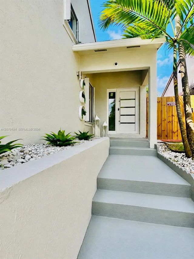 3 of 38 - 21780 Sw 99th Place, Cutler Bay, FL