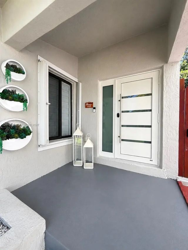 4 of 38 - 21780 Sw 99th Place, Cutler Bay, FL