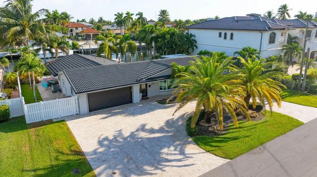 2401 Ne 33rd Street, Lighthouse Point