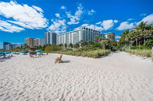 2 of 23 - 2899 Collins Avenue #1505, Miami Beach, FL