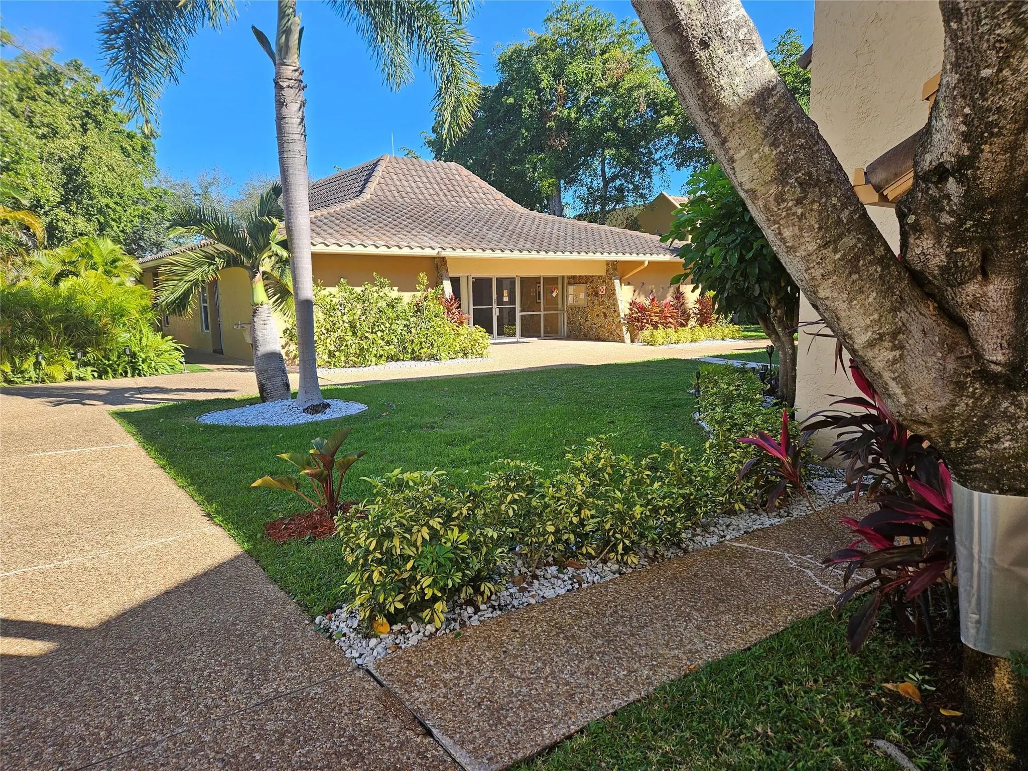 959 Se 2nd Avenue #117, Deerfield Beach