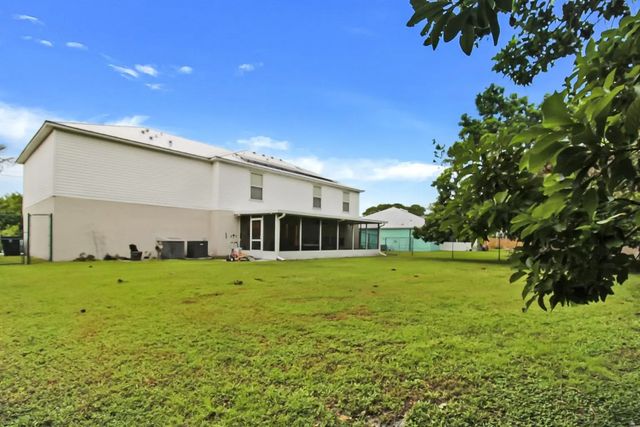 4 of 18 - 3917 Sw Bamberg Street, Port St. Lucie, FL