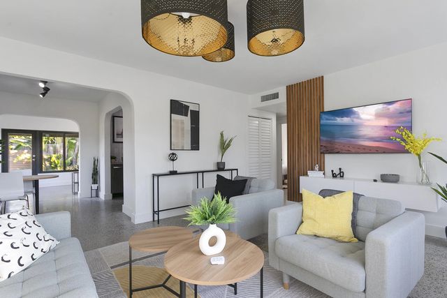 601 Ne 33rd Street, Oakland Park