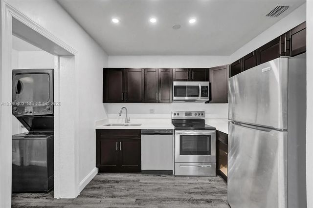 5 of 29 - 1516 Nw 6th Avenue, Fort Lauderdale, FL