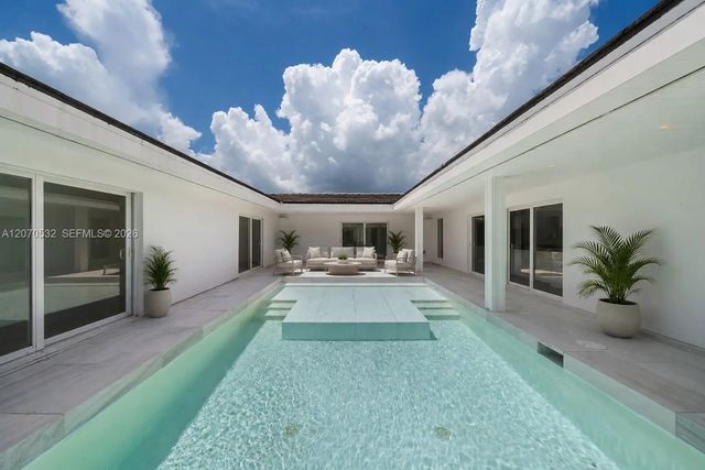 4001 Monserrate Street, Coral Gables