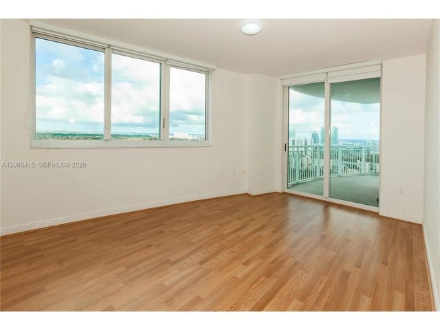 3 of 11 - 1745 E Hallandale Beach Boulevard #2203w, Hallandale Beach, FL