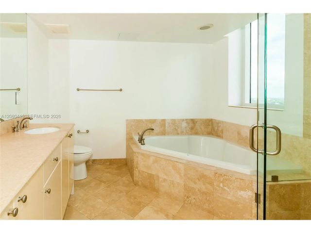 4 of 11 - 1745 E Hallandale Beach Boulevard #2203w, Hallandale Beach, FL