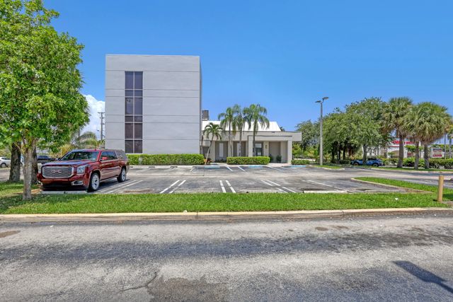 2 of 60 - 2701 Okeechobee Boulevard, West Palm Beach, FL