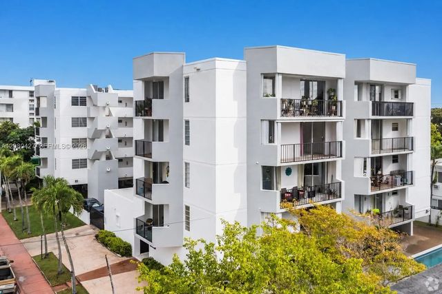 7921 Byron Avenue #206, Miami Beach