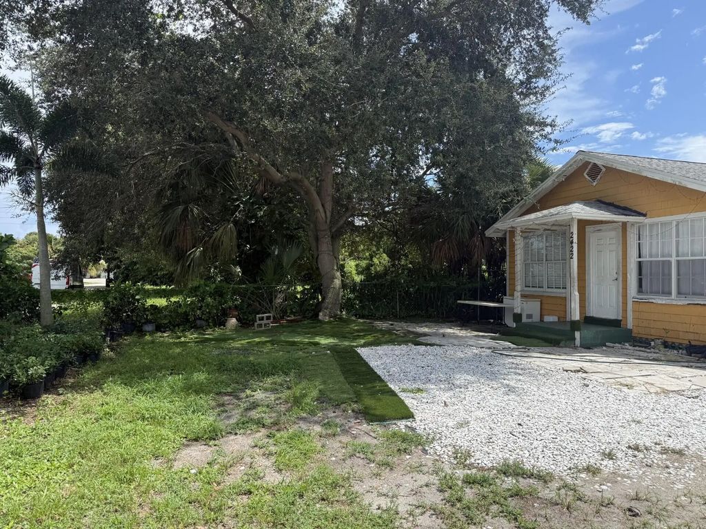2422 Genessee Avenue, West Palm Beach