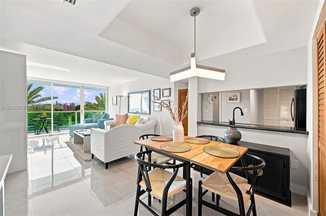 3 of 17 - 650 West Avenue #406, Miami Beach, FL