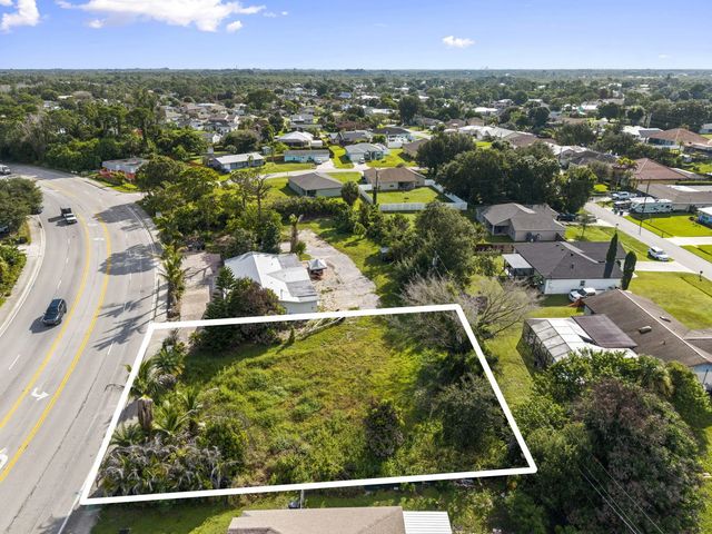 3 of 9 - 158 Ne Saint James, Port St. Lucie, FL