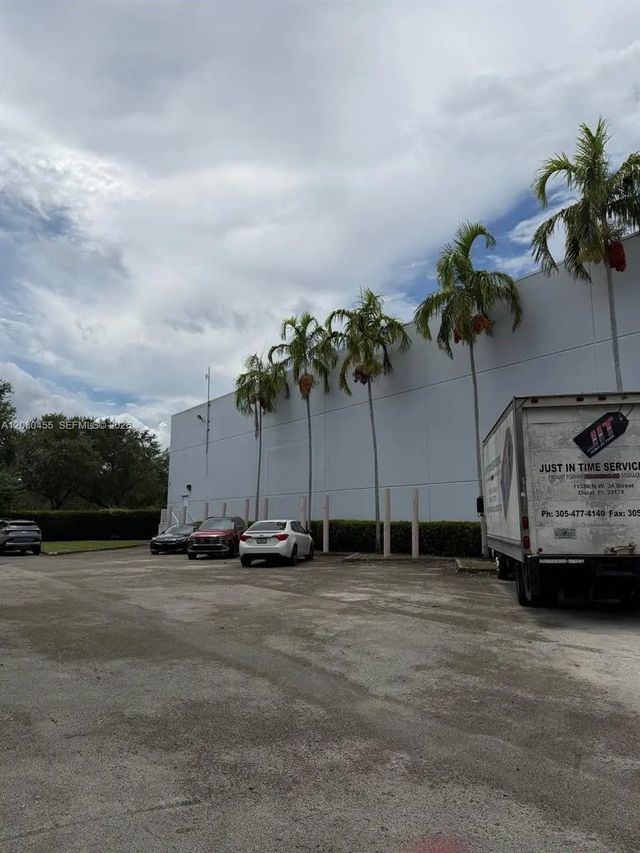 2 of 11 - 11450 Nw 34th Street #100, Doral, FL