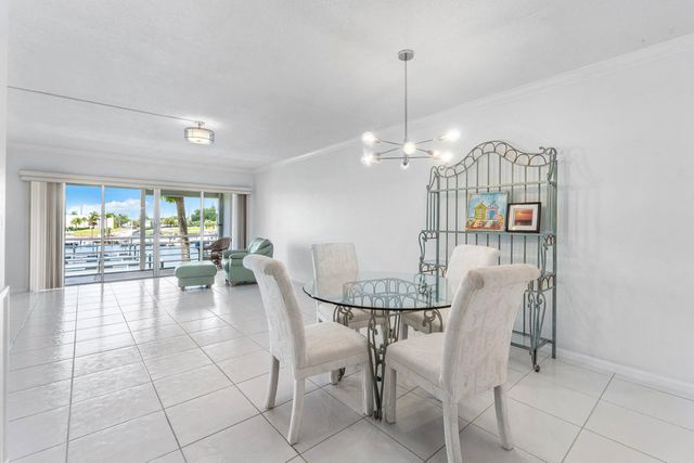 4 of 44 - 29 Yacht Club Drive #304, North Palm Beach, FL