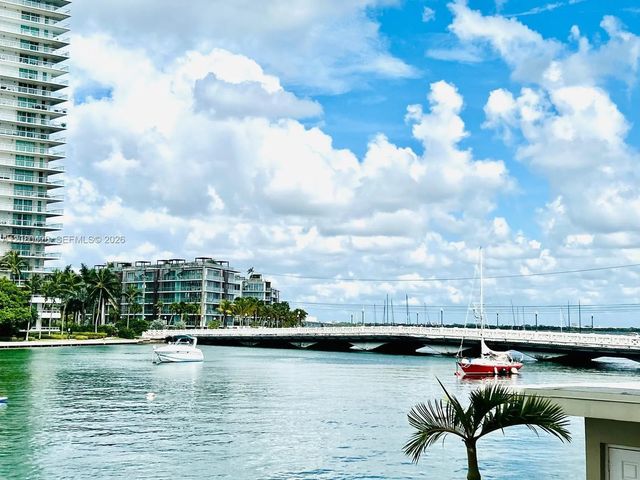 2 of 9 - 1441 Lincoln Road #214, Miami Beach, FL