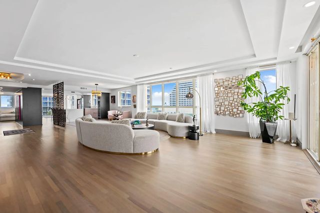 4 of 45 - 209 N Birch Road #1002, Fort Lauderdale, FL