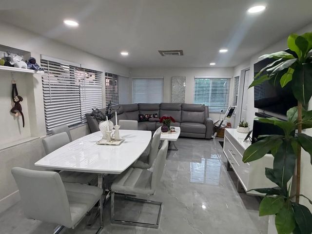4 of 23 - 1038 Macy Street, West Palm Beach, FL