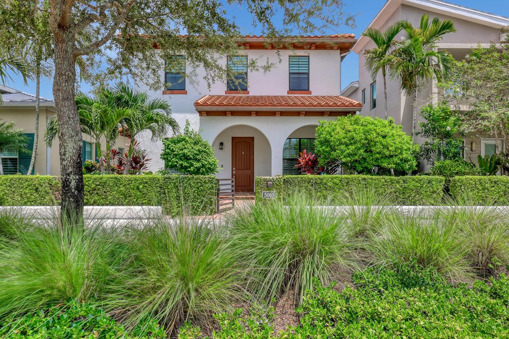 5065 Grandiflora Road, Palm Beach Gardens