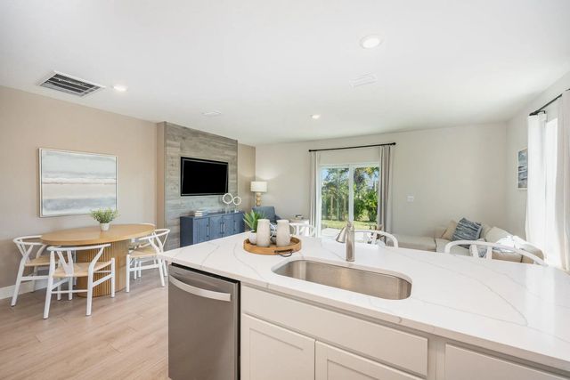 5 of 17 - 8159 Cobblestone Drive, Fort Pierce, FL