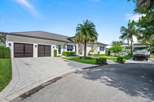2 of 72 - 934 N Loxahatchee Drive, Jupiter, FL