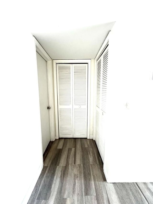 5 of 13 - 117 N E Street, Lake Worth Beach, FL