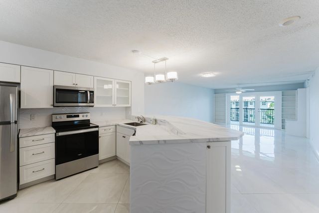 5 of 58 - 2217 Cypress Island Drive #508, Pompano Beach, FL