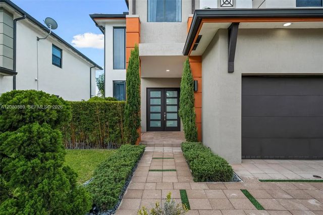3 of 55 - 15742 Nw 88th Avenue, Miami Lakes, FL