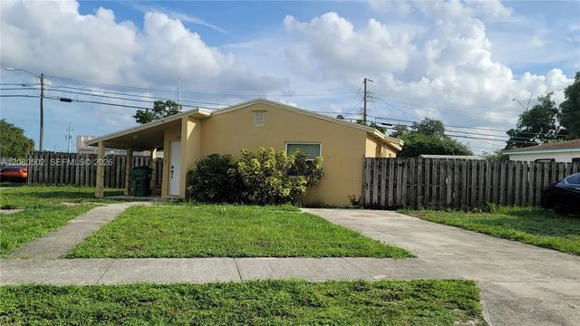 2400 Nw 152nd Street, Miami Gardens