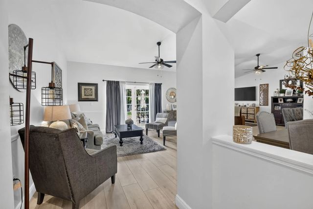 4 of 43 - 13174 Nw 11th Place, Sunrise, FL