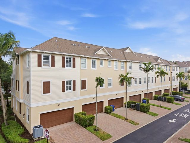5 of 35 - 140 Seagrape Drive #108, Jupiter, FL