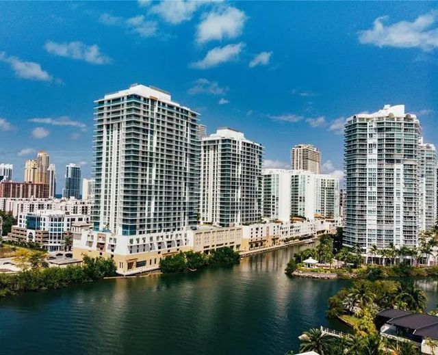 3 of 76 - 330 Sunny Isles Boulevard #803, Sunny Isles Beach, FL