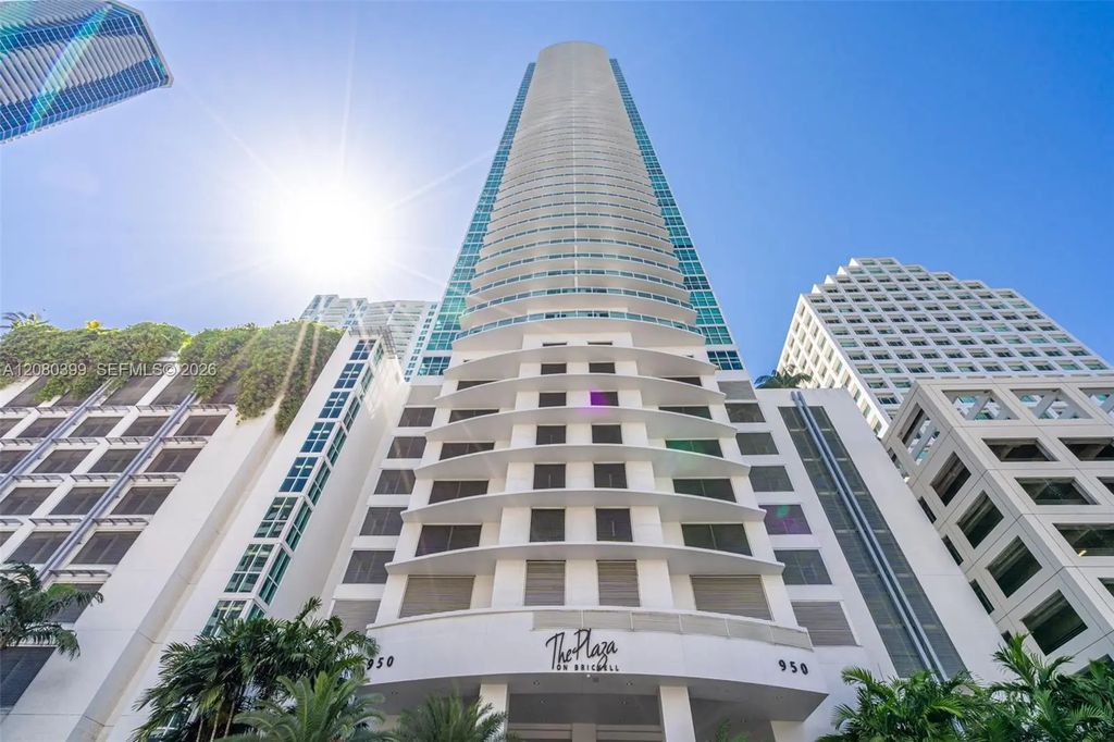 950 Brickell Bay Drive #2203, Miami