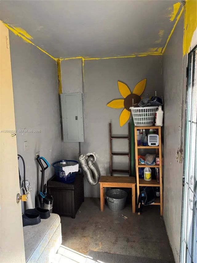 2 of 21 - 1075 Nw 100th Street, Miami, FL