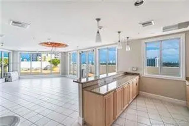 4 of 6 - 1830 Radius Drive #1113, Hollywood, FL
