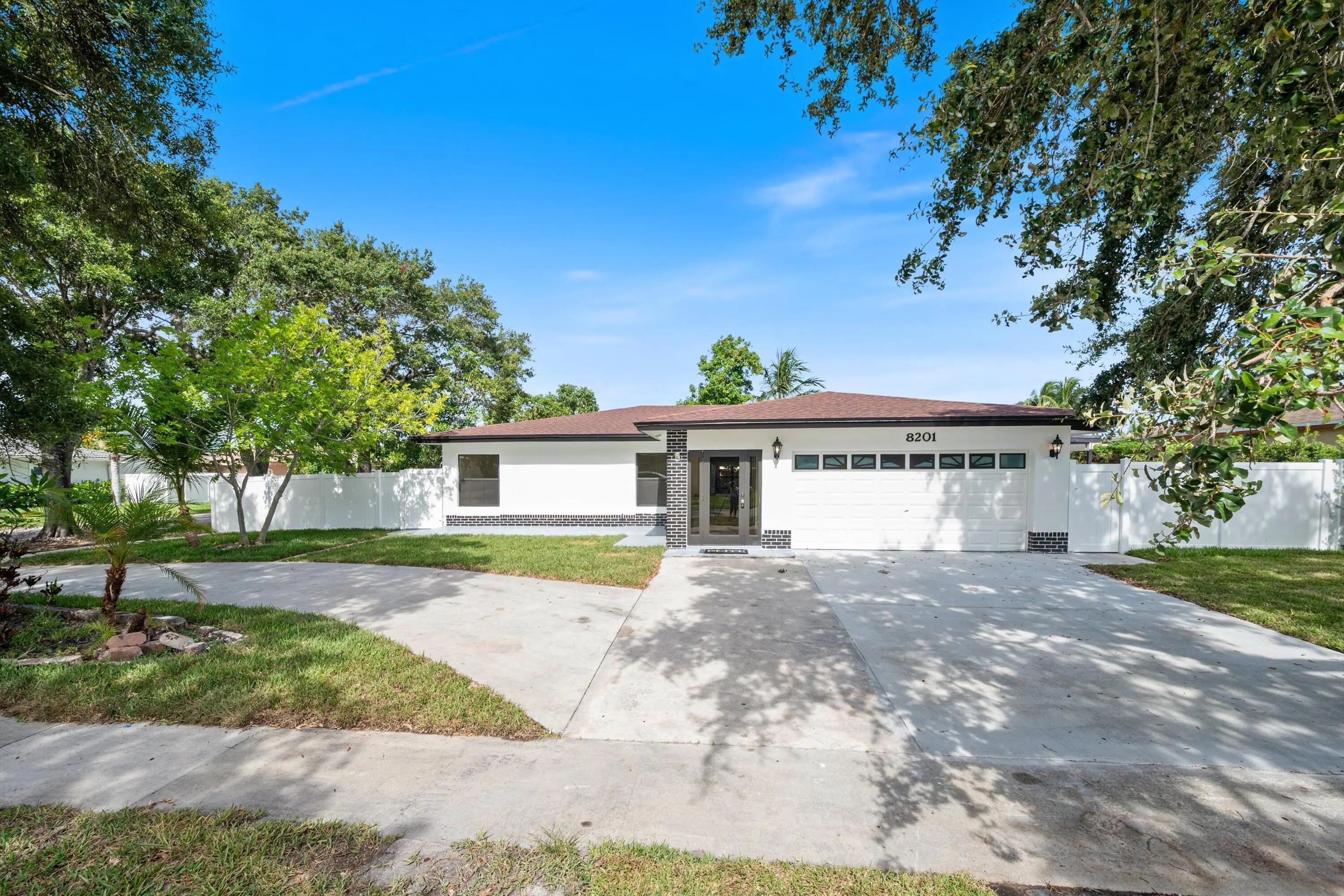8201 Nw 67th Avenue, Tamarac