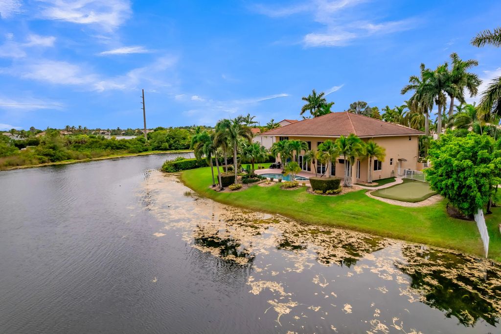 1333 Sw 175th Way, Pembroke Pines