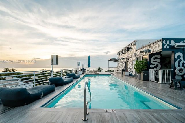 2 of 26 - 1060 Ocean Drive #d204, Miami Beach, FL