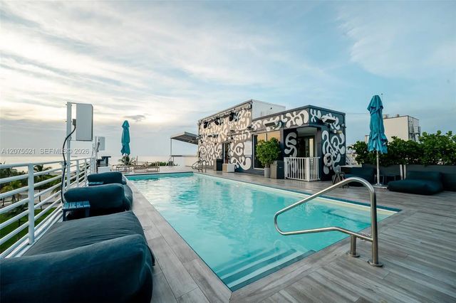 5 of 26 - 1060 Ocean Drive #d204, Miami Beach, FL