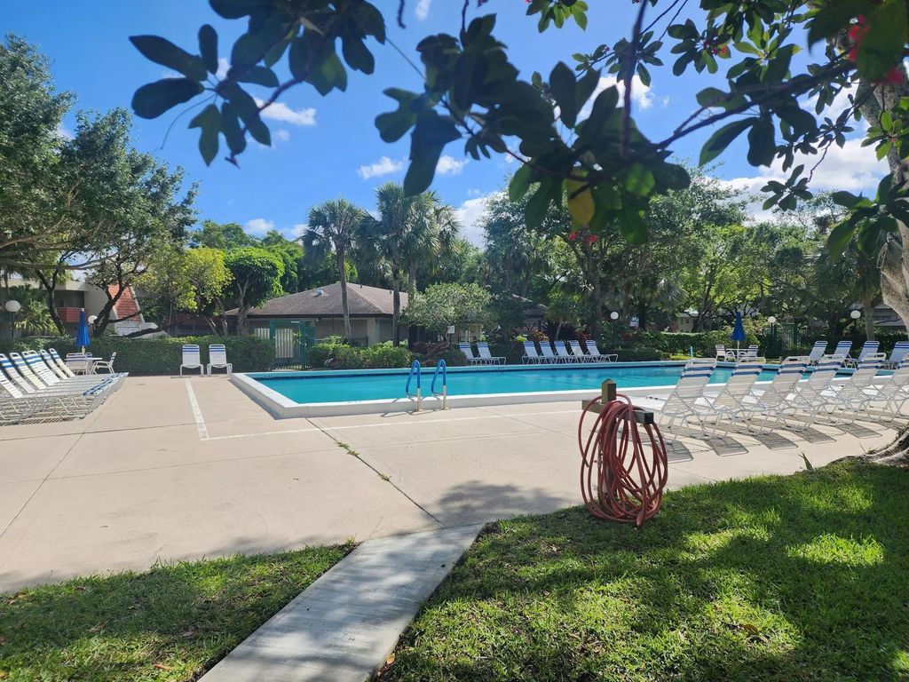 805 Cypress Boulevard #109, Pompano Beach