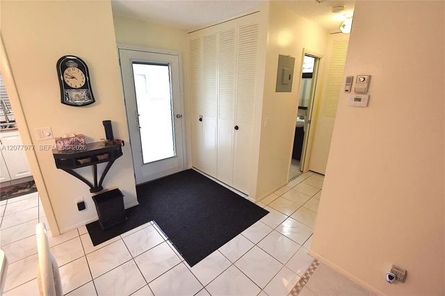 3 of 42 - 2971 Crosley Drive W #f, West Palm Beach, FL