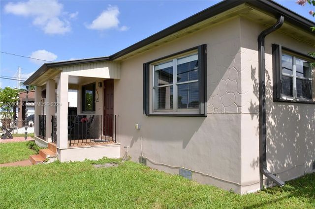 5 of 41 - 991 E 47th Street, Hialeah, FL