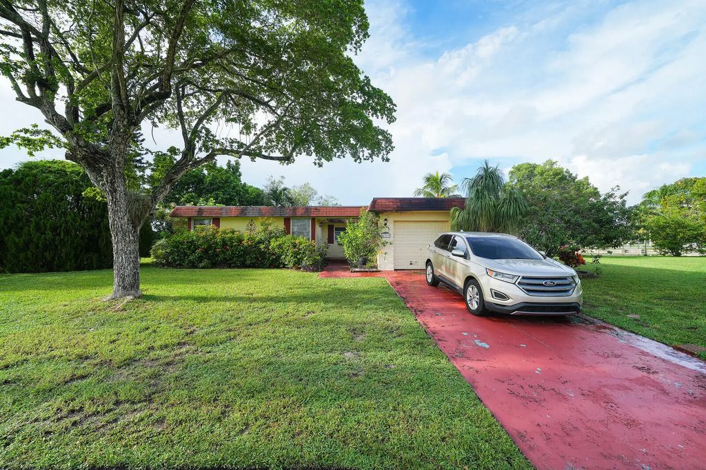 6311 Nw 72nd Avenue, Tamarac