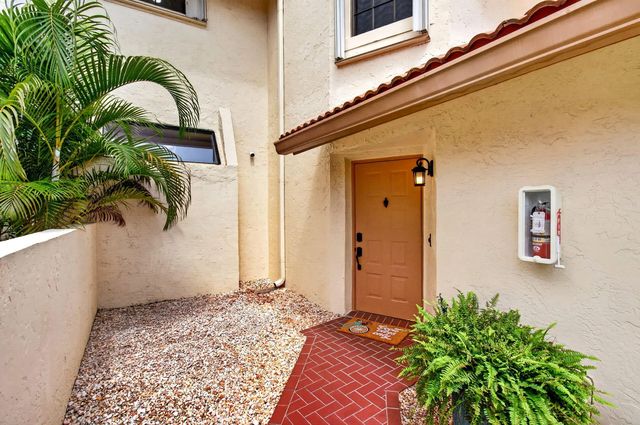 4 of 46 - 8320 Waterline Drive #202, Boynton Beach, FL