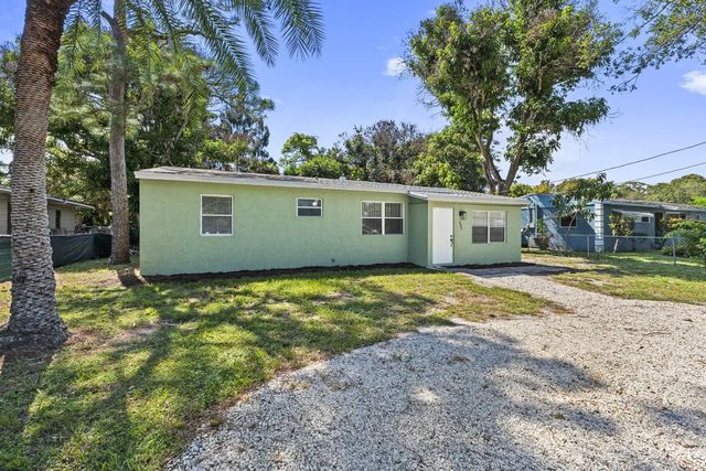 205 N 21st Street, Fort Pierce