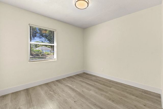5 of 26 - 205 N 21st Street, Fort Pierce, FL