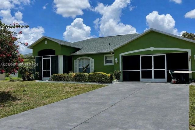 1122 Mckinley Avenue, Lehigh Acres