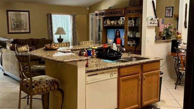 4 of 13 - 1122 Mckinley Avenue, Lehigh Acres, FL