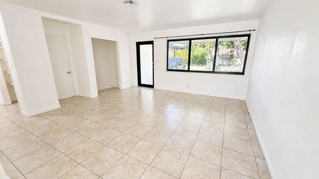 4 of 23 - 360 Nw 65th Avenue, Plantation, FL